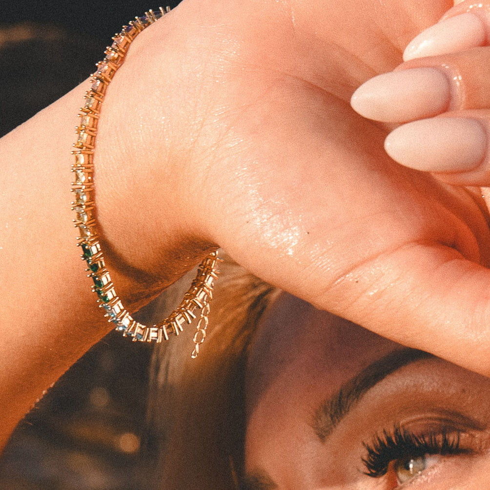 Pulsera tenis riviere de Plata de Ley con circonitas multicolor