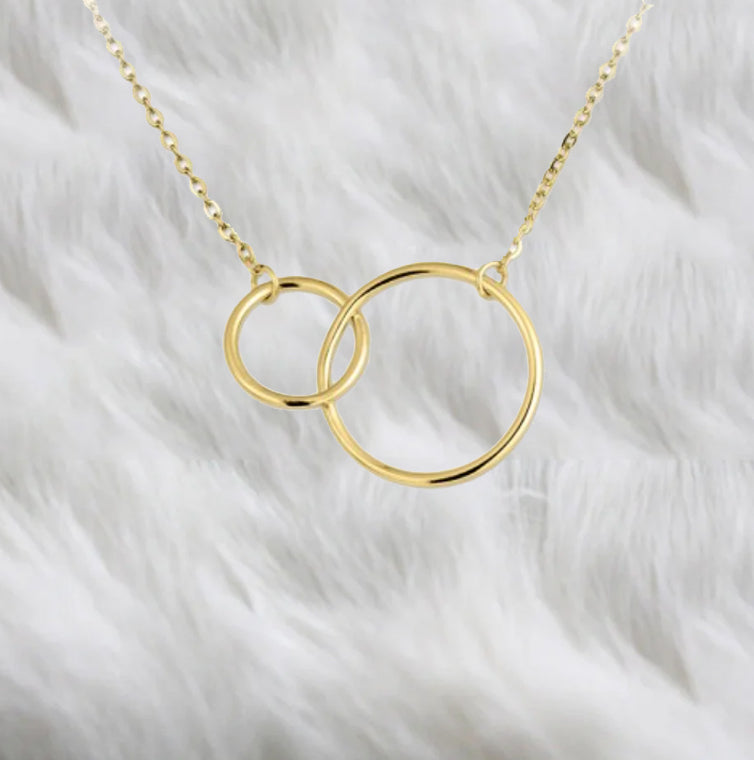Gargantilla Collar de Círculos Entrelazados de Plata de Ley con baño de oro