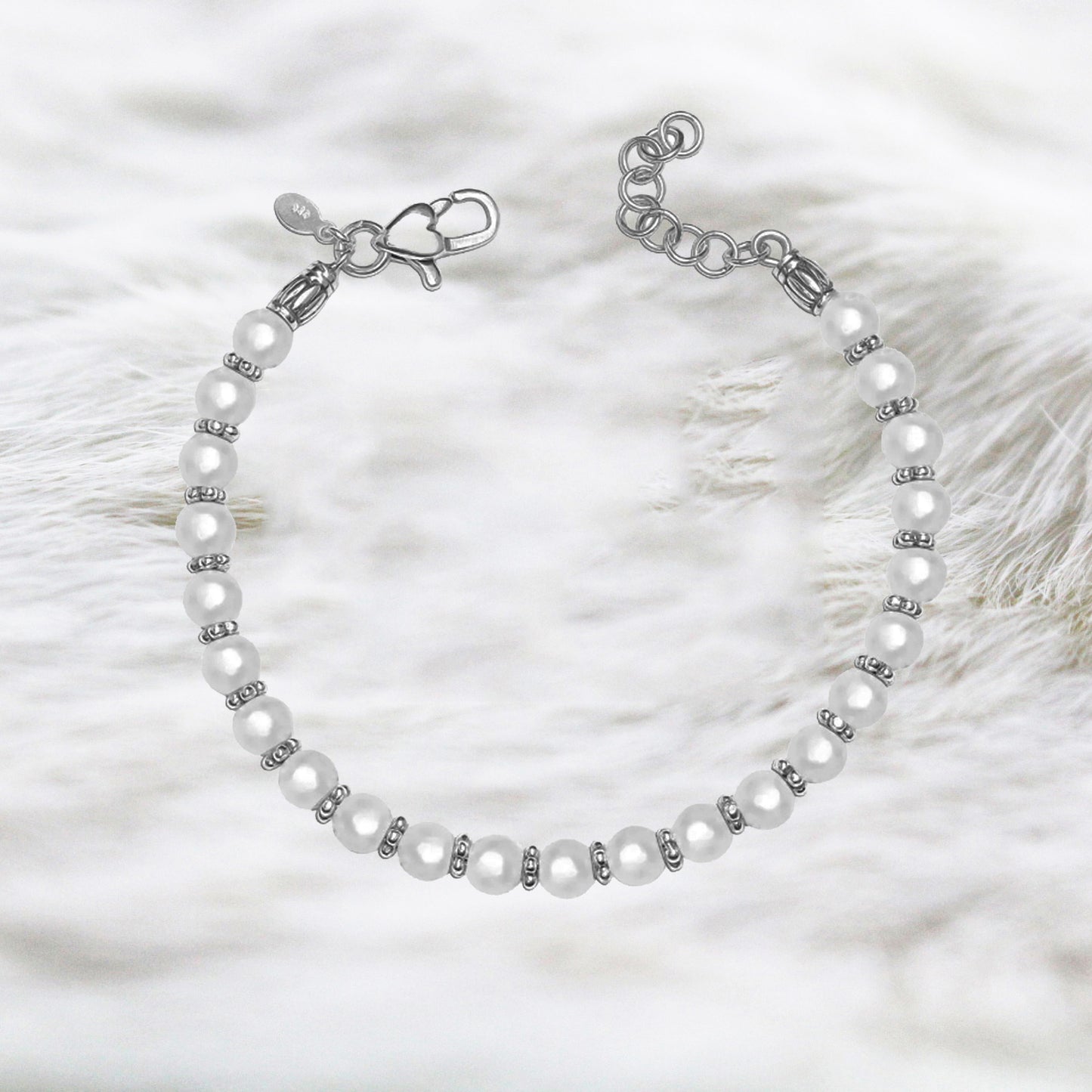 Pulsera de perlas con circonitas