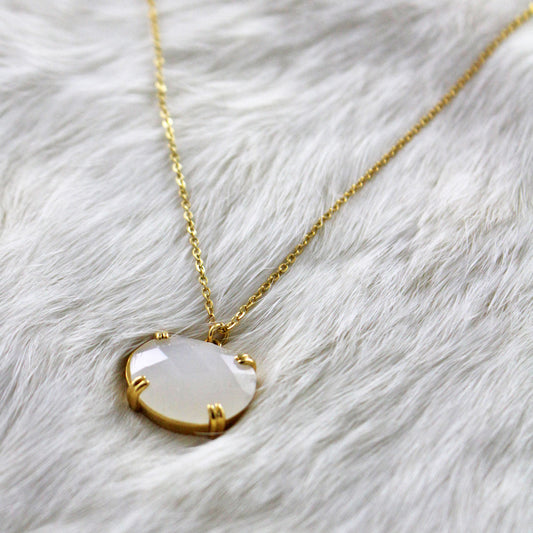 Collar  de Plata de Ley con piedra natural cuarzo