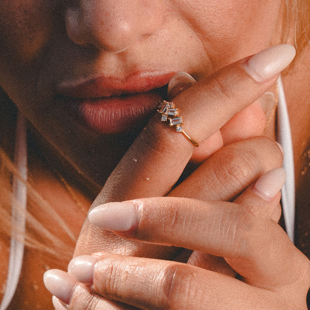 Sortija Plata de Ley 925 con Circonita Blanca – Joyas 24/7 | Minimalismo con Carácter
