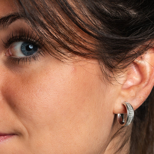 Pendientes Aro Ancho Plata 925 Textura Diamantada – Joyas 24/7 | Joyas para el día a día