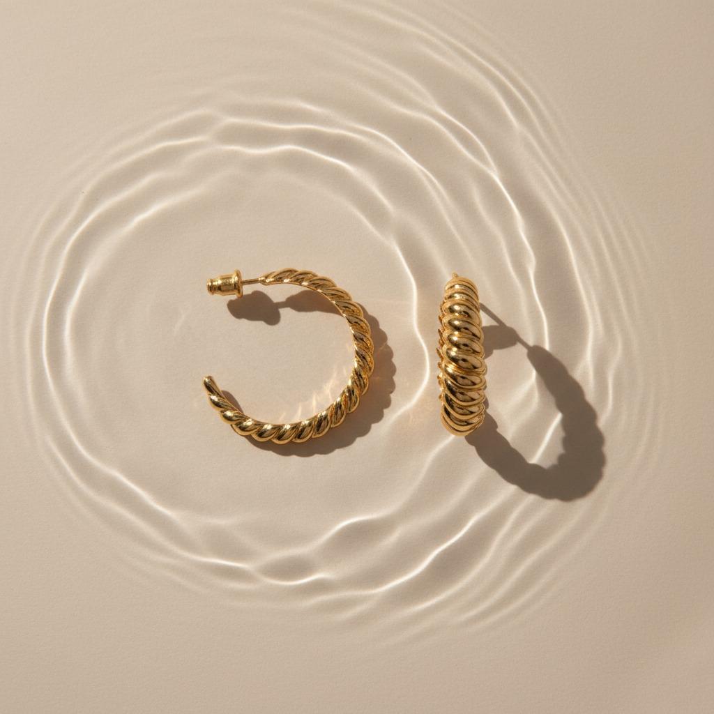 Pendientes Aro en Forma de C Baño Oro – Joyas 24/7 | Plata 925
