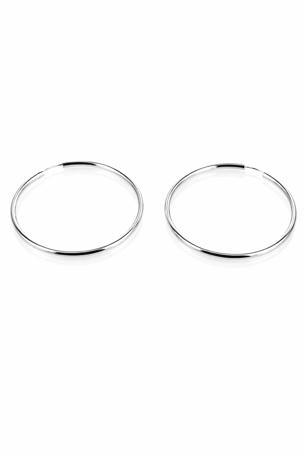 Pendientes Aro Plata 60x3mm – Joyas 24/7 | Minimalismo con carácter