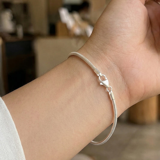Pulsera Snake Chain Plata de Ley 925 – Joyas 24/7 | Minimalismo con Carácter