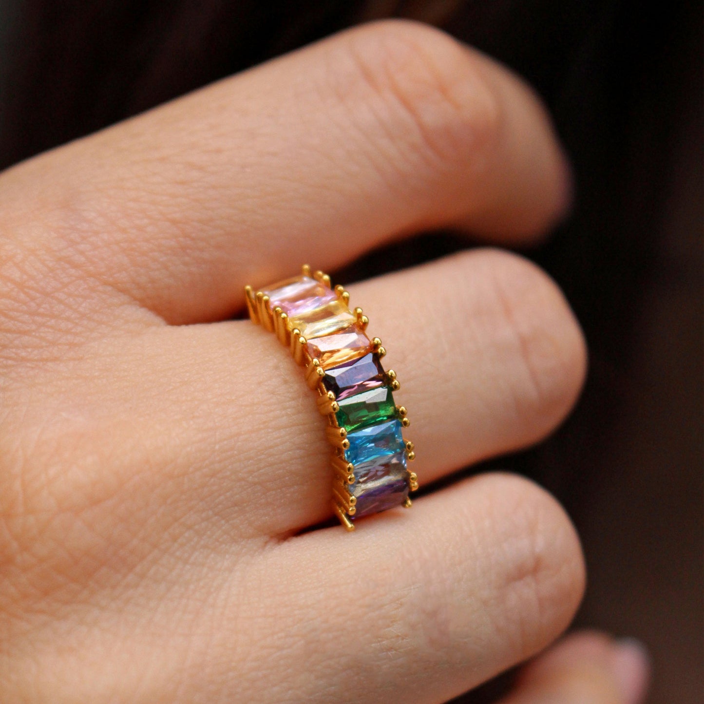 Anillo de Plata de Ley con circonitas multicolor